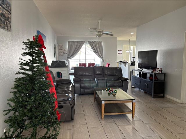 924 EMERALD GREEN COURT, Kissimmee, FL 34746