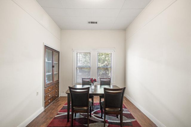 122 W Acacia, Stockton, CA 95202