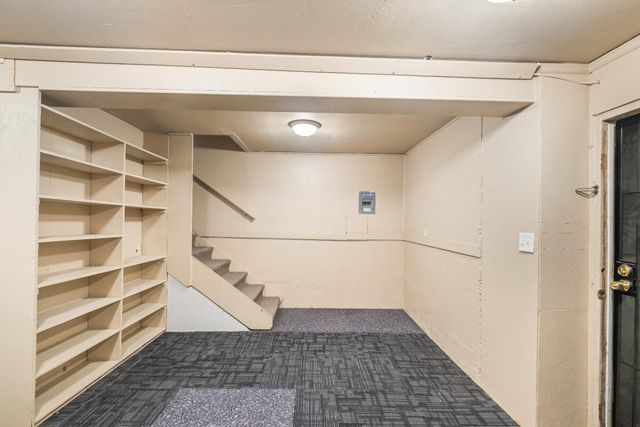 122 W Acacia, Stockton, CA 95202