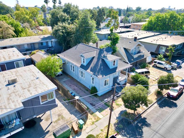 122 W Acacia, Stockton, CA 95202