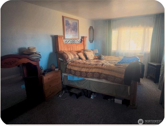 15650 Huddle Corner Road E, Harrington, WA 99134