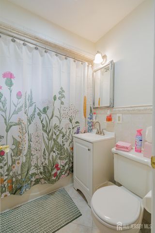 237 4th Street, Dunellen, NJ 08812