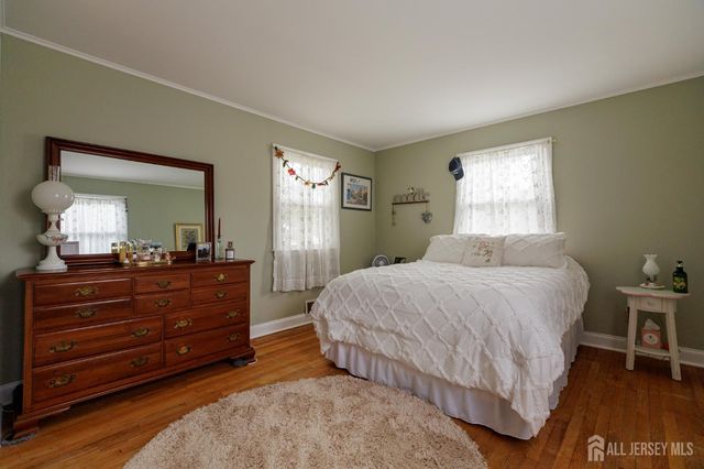 237 4th Street, Dunellen, NJ 08812