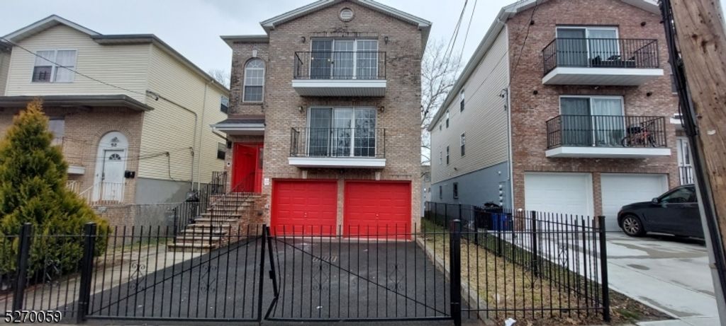 54 Bragaw Ave 3, Newark City, NJ 07112