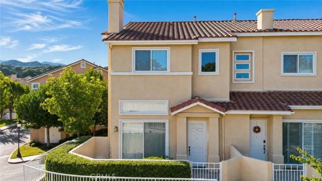 25768 Perlman Place A, Stevenson Ranch, CA 91381