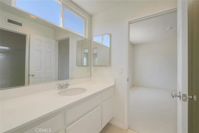 25768 Perlman Place A, Stevenson Ranch, CA 91381