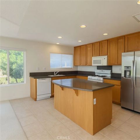 25768 Perlman Place A, Stevenson Ranch, CA 91381