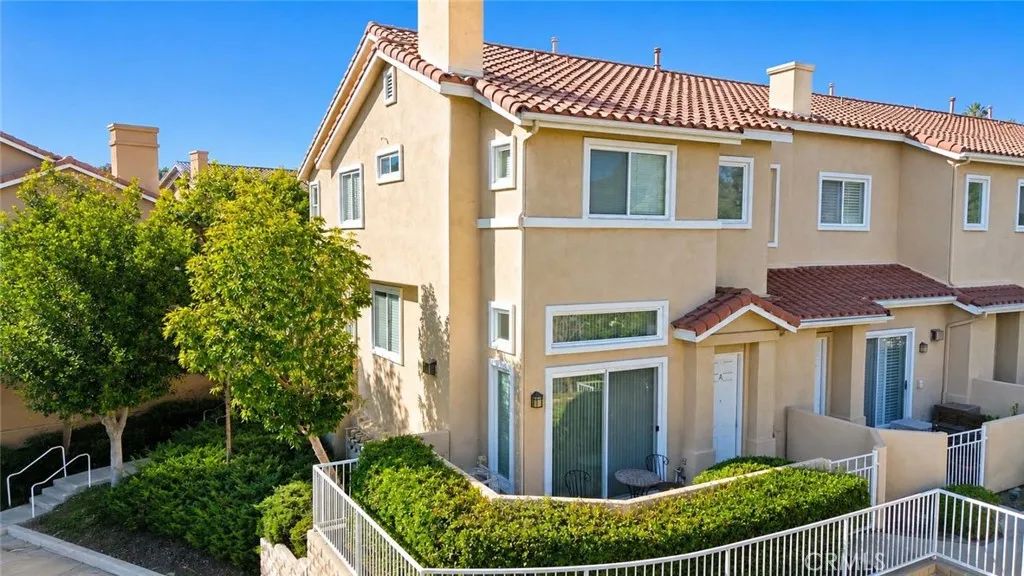 25768 Perlman Place A, Stevenson Ranch, CA 91381