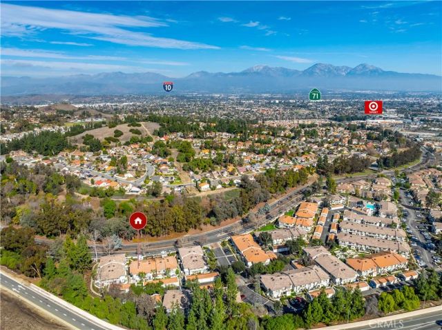 17 Blackbird, Pomona, CA 91766