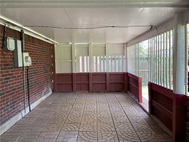 905 Franco Dr, Alice, TX 78332