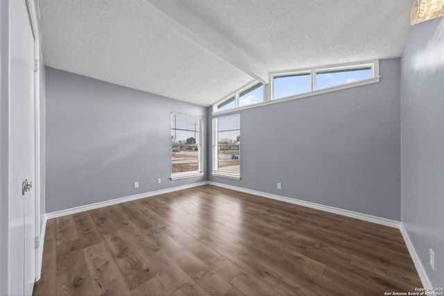 4531 Eisenhauer Rd, San Antonio, TX 78218