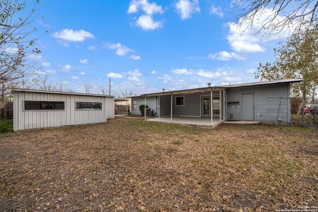 4531 Eisenhauer Rd, San Antonio, TX 78218