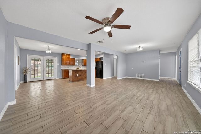 4531 Eisenhauer Rd, San Antonio, TX 78218