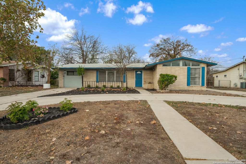 4531 Eisenhauer Rd, San Antonio, TX 78218