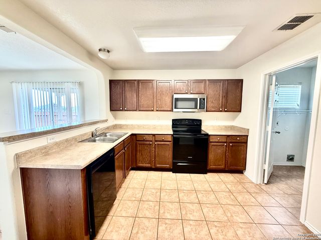 25259 Cambridge Well, San Antonio, TX 78261