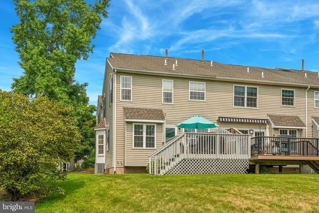 101 WALKER RD, Royersford, PA 19468