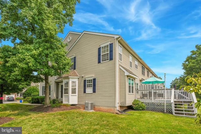 101 WALKER RD, Royersford, PA 19468