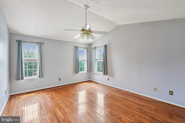 101 WALKER RD, Royersford, PA 19468