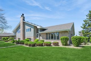 17906 California Court 130, Orland Park, IL 60467