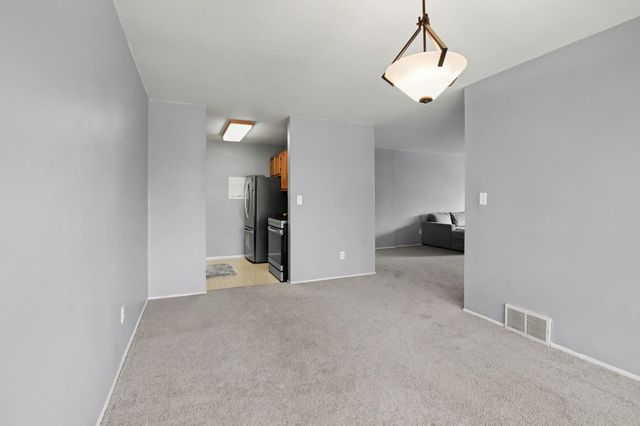1225 S Maple Road 307, Ann Arbor, MI 48103