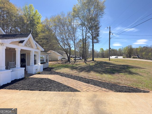 182 Bonnies Way, Jenkinsburg, GA 30234