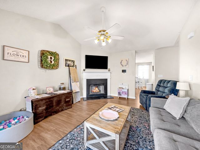 182 Bonnies Way, Jenkinsburg, GA 30234