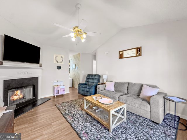 182 Bonnies Way, Jenkinsburg, GA 30234