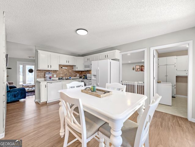 182 Bonnies Way, Jenkinsburg, GA 30234