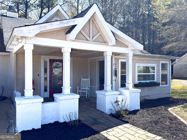 182 Bonnies Way, Jenkinsburg, GA 30234