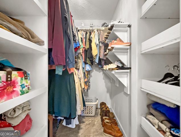 182 Bonnies Way, Jenkinsburg, GA 30234