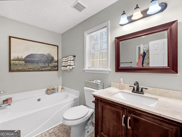 182 Bonnies Way, Jenkinsburg, GA 30234