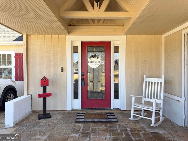 182 Bonnies Way, Jenkinsburg, GA 30234