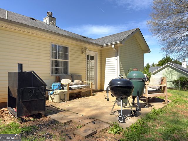 182 Bonnies Way, Jenkinsburg, GA 30234