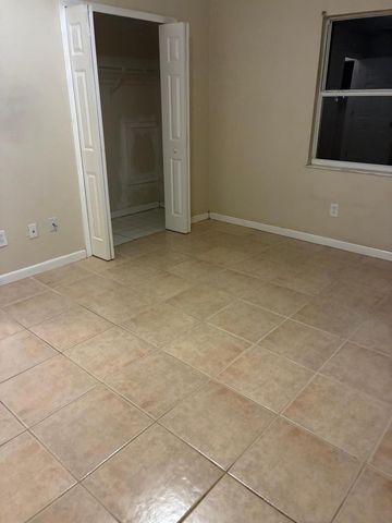 332 SE Majestic Terrace, Port St. Lucie, Port St Lucie, FL 34983