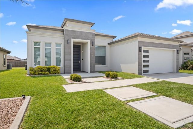 3313 Showboat Drive, Edinburg, TX 78541