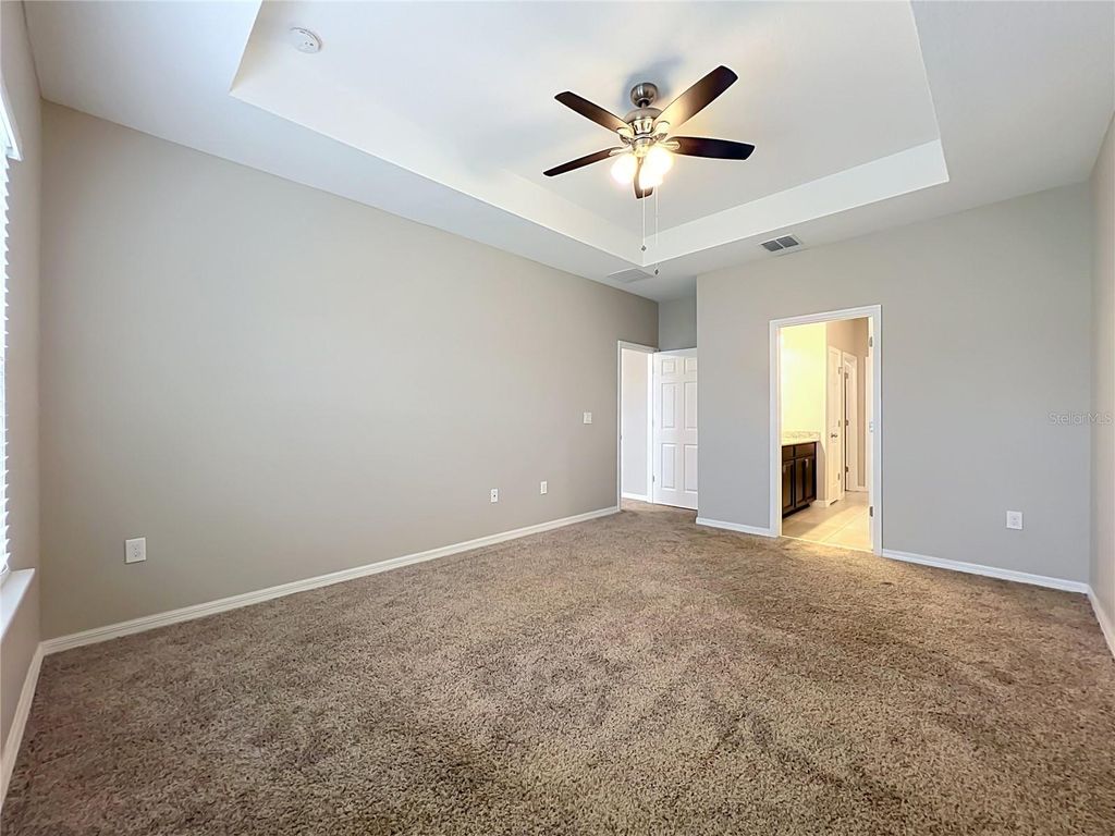 Image 29 of property listing at 1549 ASTORIA ARBOR LANE, Orlando, FL 32824