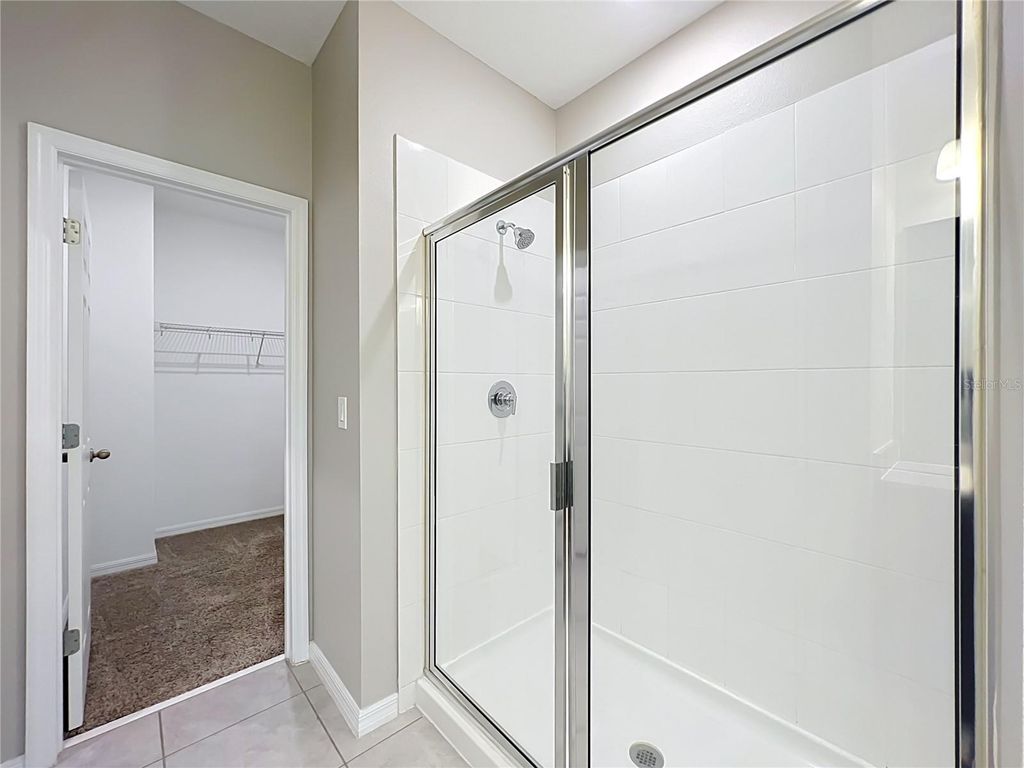 Image 32 of property listing at 1549 ASTORIA ARBOR LANE, Orlando, FL 32824