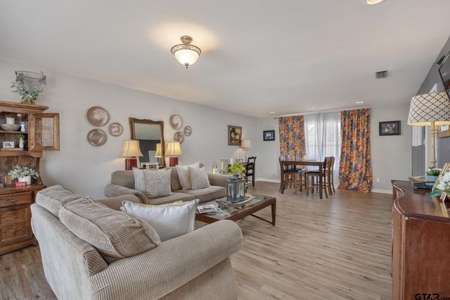 4031 Silverwood Dr., Tyler, TX 75701