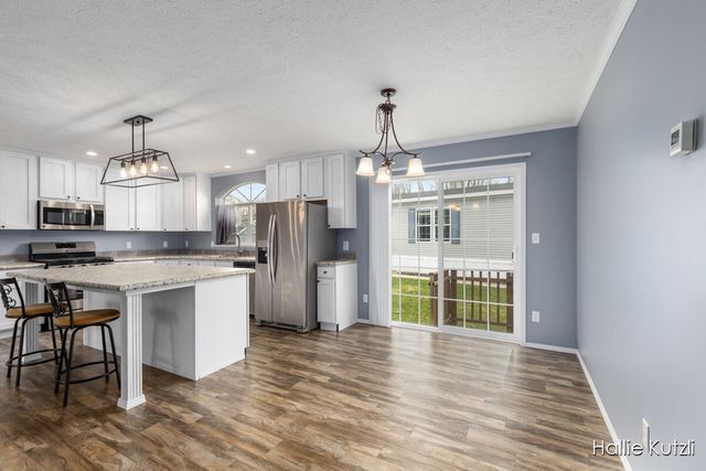 1418 Red Oak Lane Ne, Plainfield Twp, MI 49306