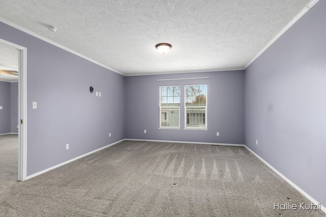 1418 Red Oak Lane Ne, Plainfield Twp, MI 49306