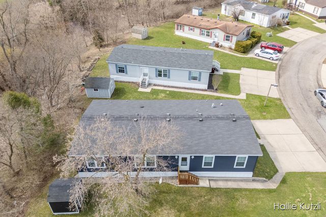 1418 Red Oak Lane Ne, Plainfield Twp, MI 49306