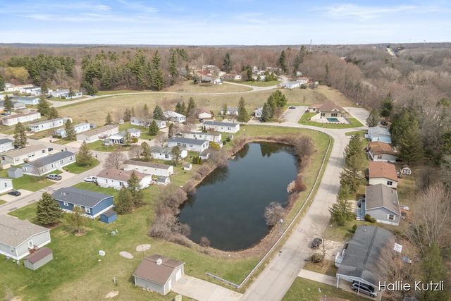 1418 Red Oak Lane Ne, Plainfield Twp, MI 49306