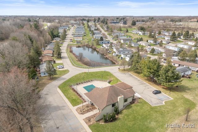 1418 Red Oak Lane Ne, Plainfield Twp, MI 49306