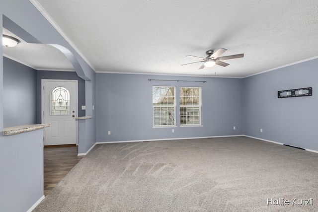 1418 Red Oak Lane Ne, Plainfield Twp, MI 49306