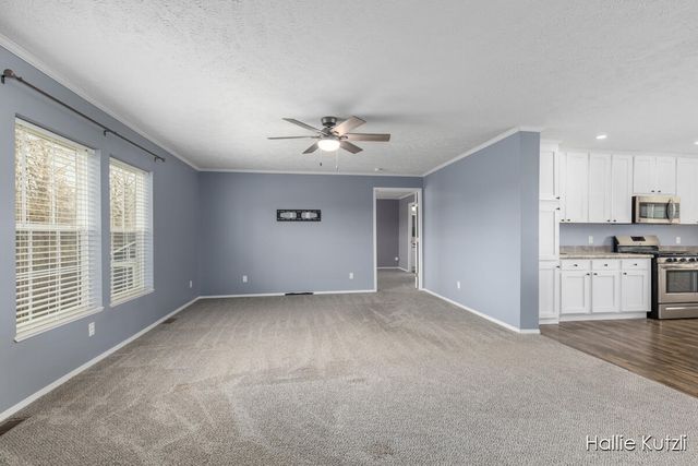 1418 Red Oak Lane Ne, Plainfield Twp, MI 49306