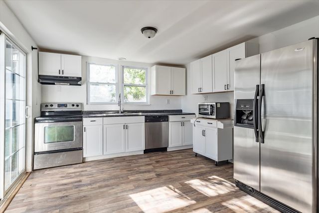1117 S Glade St, Columbia, TN 38401