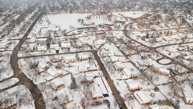 1718 S Ridge Drive, Arlington Heights, IL 60005