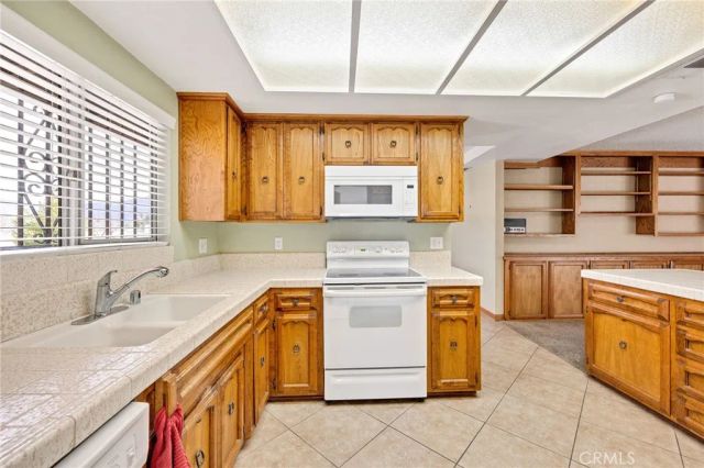 42325 Whittier Avenue, Hemet, CA 92544