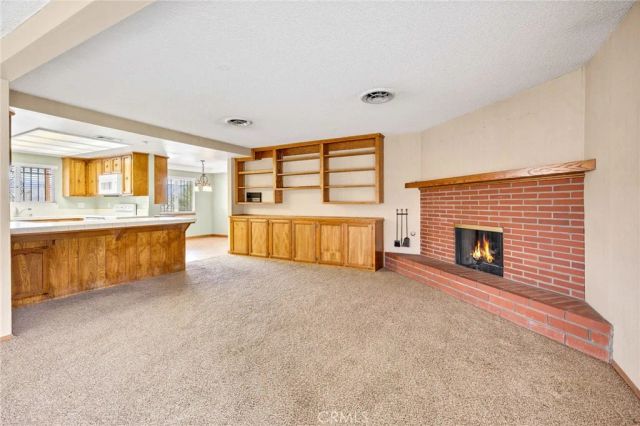 42325 Whittier Avenue, Hemet, CA 92544