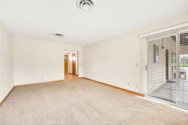 42325 Whittier Avenue, Hemet, CA 92544